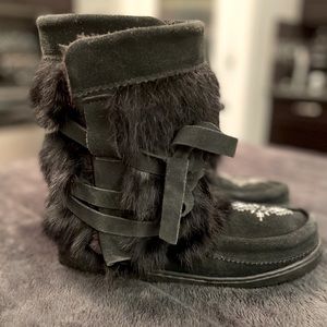 Manitobah Mukluks Short Wrap Boot